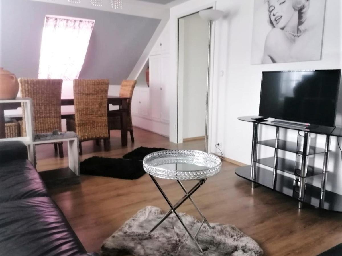 Gemuetliche Apartments In Niederdorfelden Esterno foto
