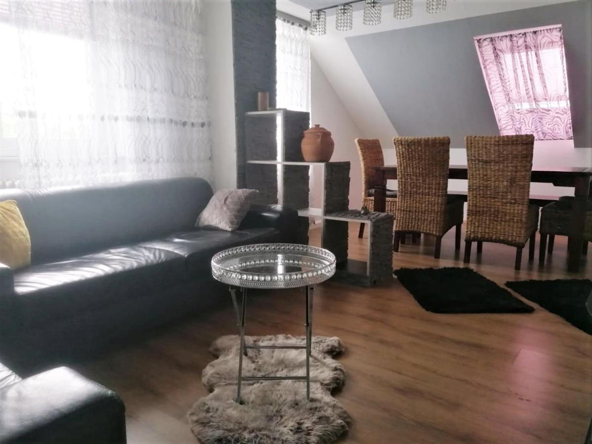 Gemuetliche Apartments In Niederdorfelden Esterno foto